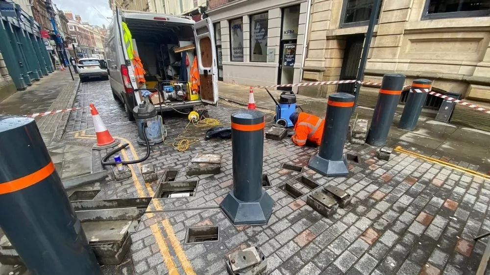 Bollard Servicing & Maintenance Services